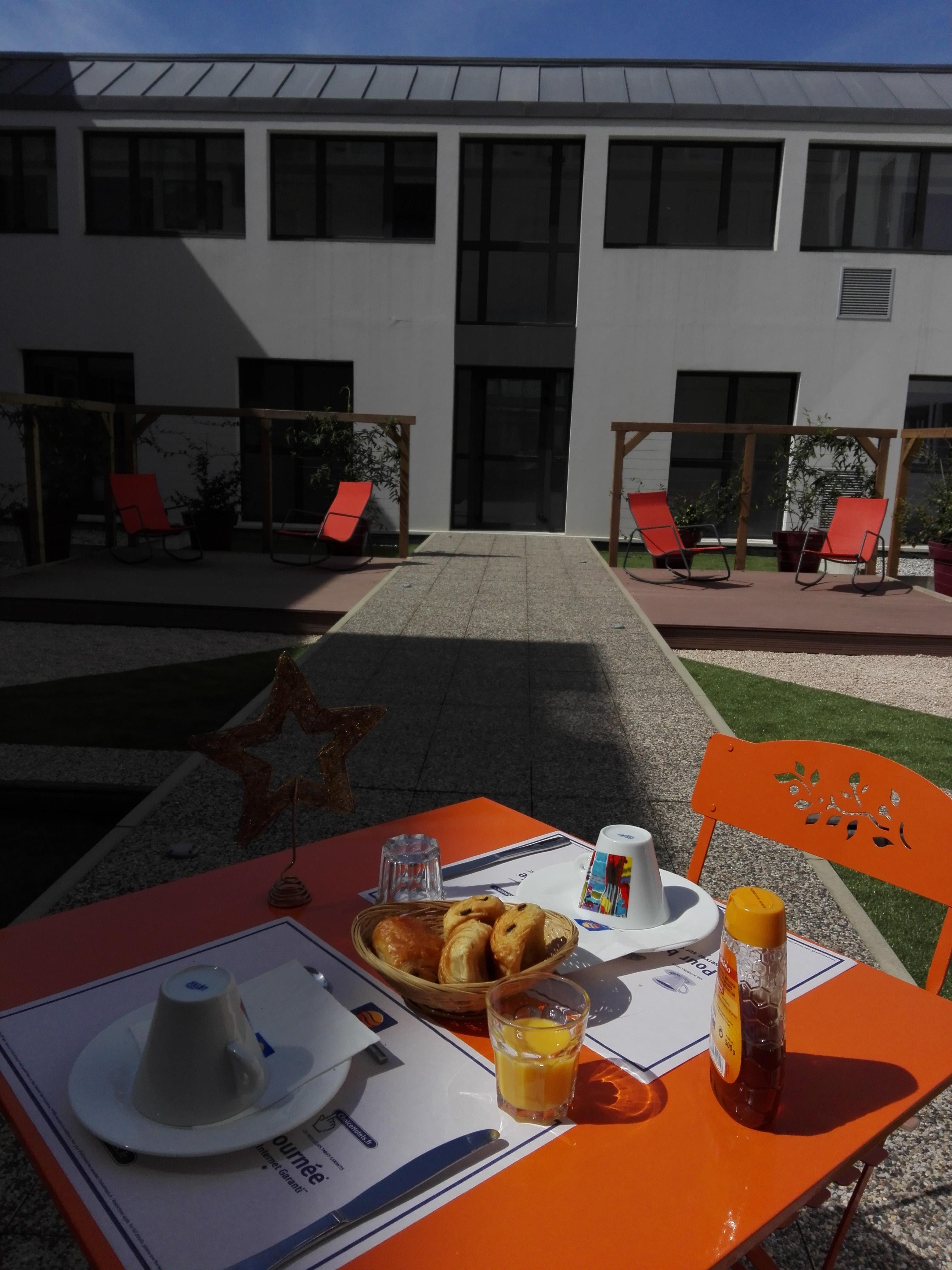 Comfort Suites Pau Idron Exterior foto