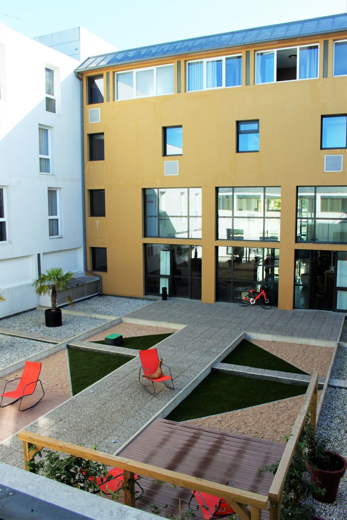 Comfort Suites Pau Idron Exterior foto