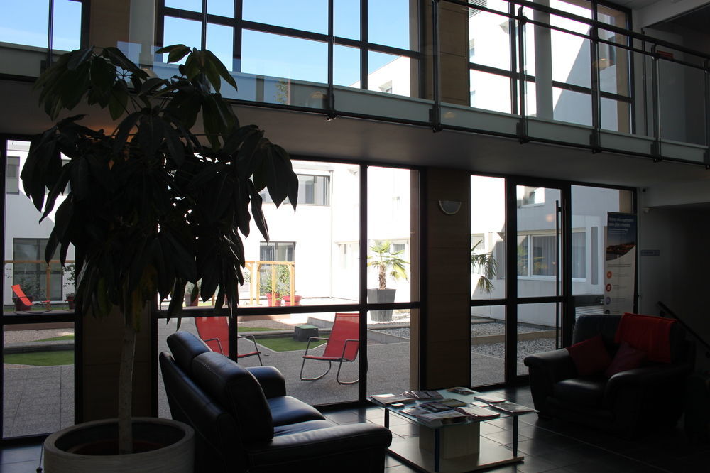 Comfort Suites Pau Idron Exterior foto