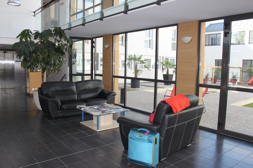 Comfort Suites Pau Idron Exterior foto